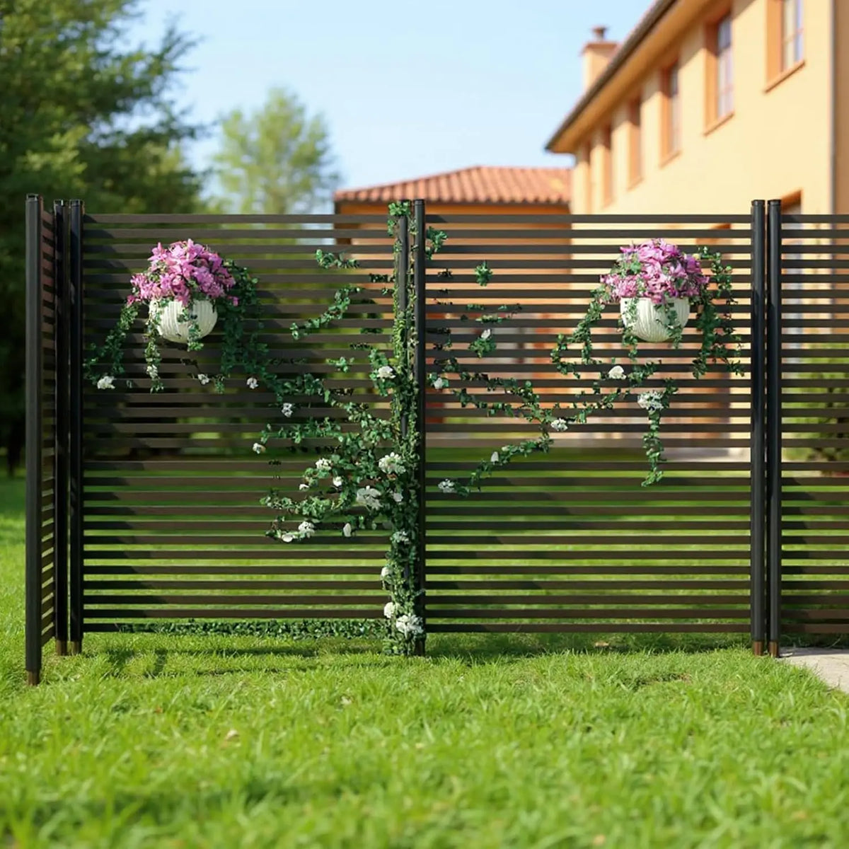 Expandable Metal Garden Fence Waterproof Uv Resistant Privacy Shield